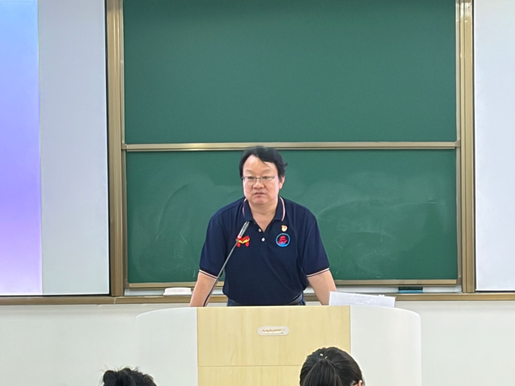 锚定“三个第一”定位，凝心聚力推进高...